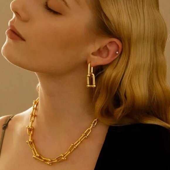 Jewelry - Gold Silver Simple U-Shaped Chain Earrings